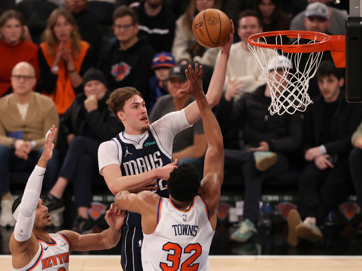Cooper Flagg regresa para impulsar a los Mavericks