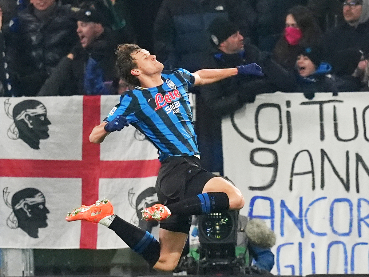 Atalanta vence y le complica las cosas a la Roma