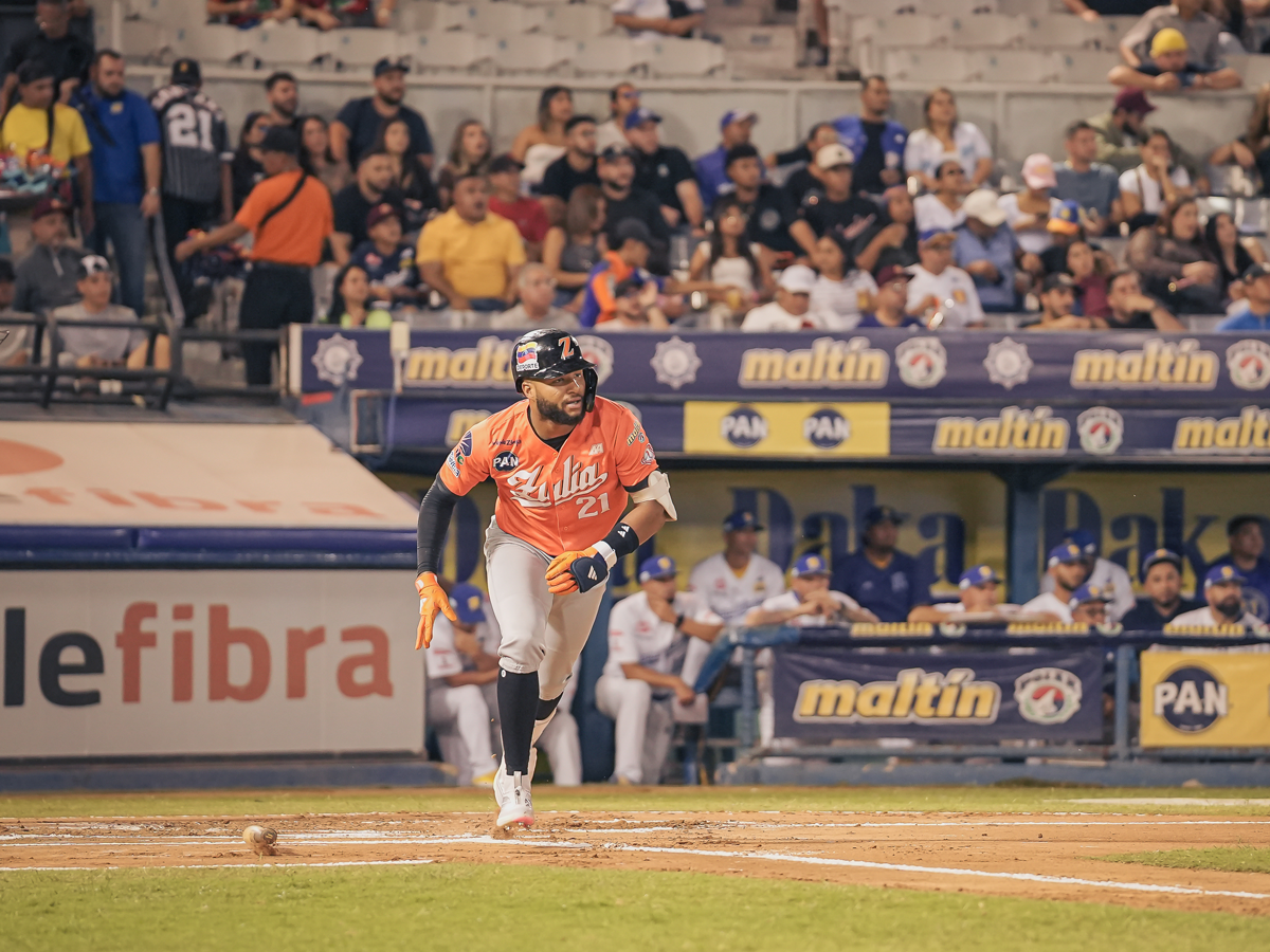 Jackson Chourio vibra con el uniforme de las Águilas
