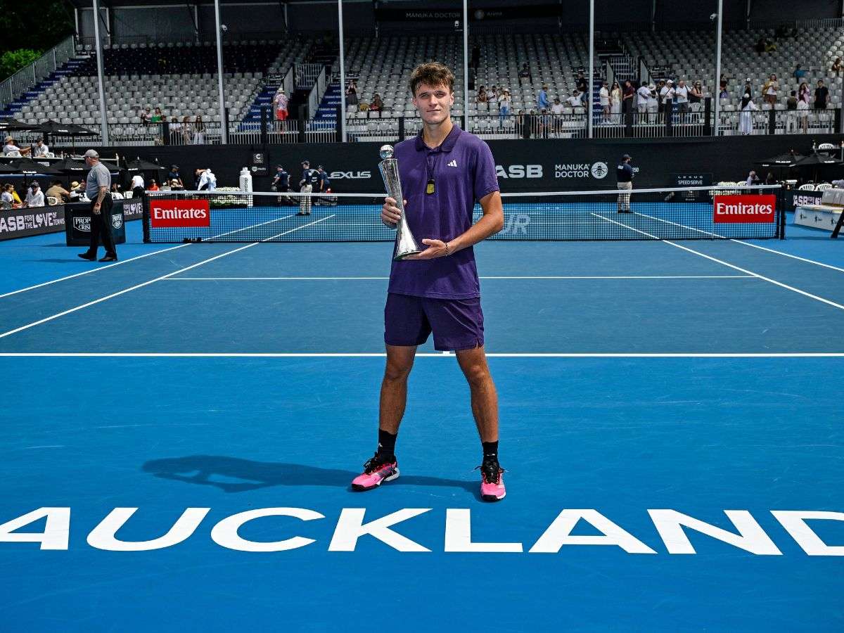Jakub Mensik venció en Auckland y se centra en Melbourne