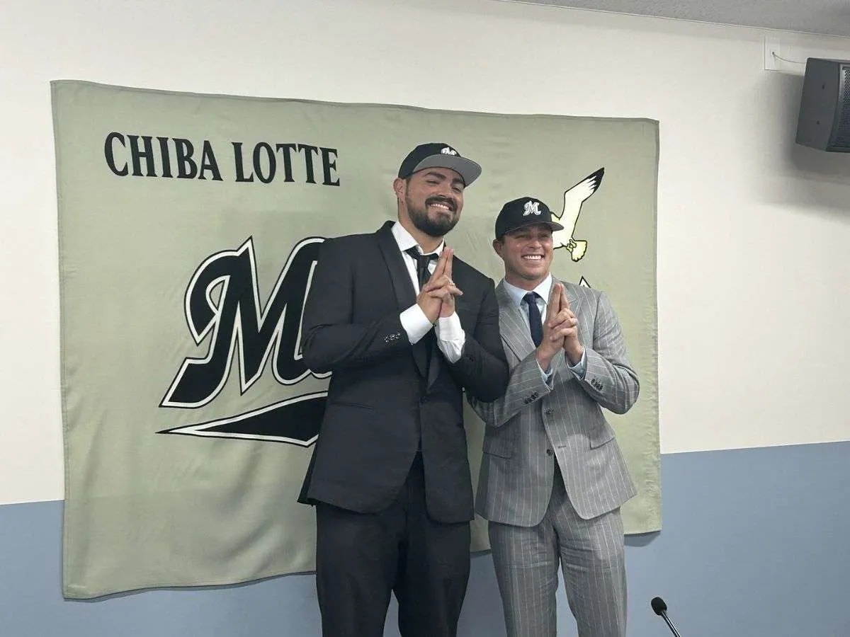 José Castillo fue presentado por Marinos de Lotte