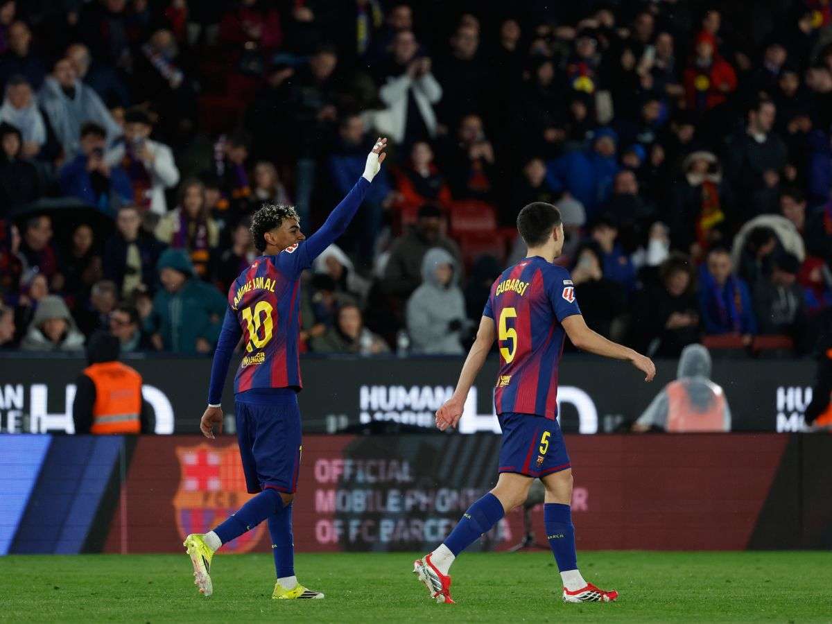 Barcelona mantiene el liderato de La Liga