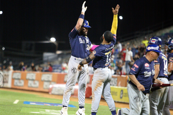 Magallanes remonta y se mete en la pelea