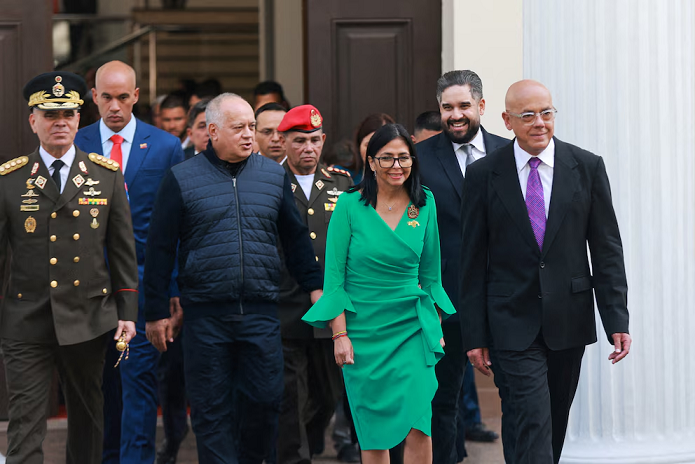 El secretario de Energía de EEUU afirmó que Washington controlará las ventas de petróleo venezolano 'indefinidamente'