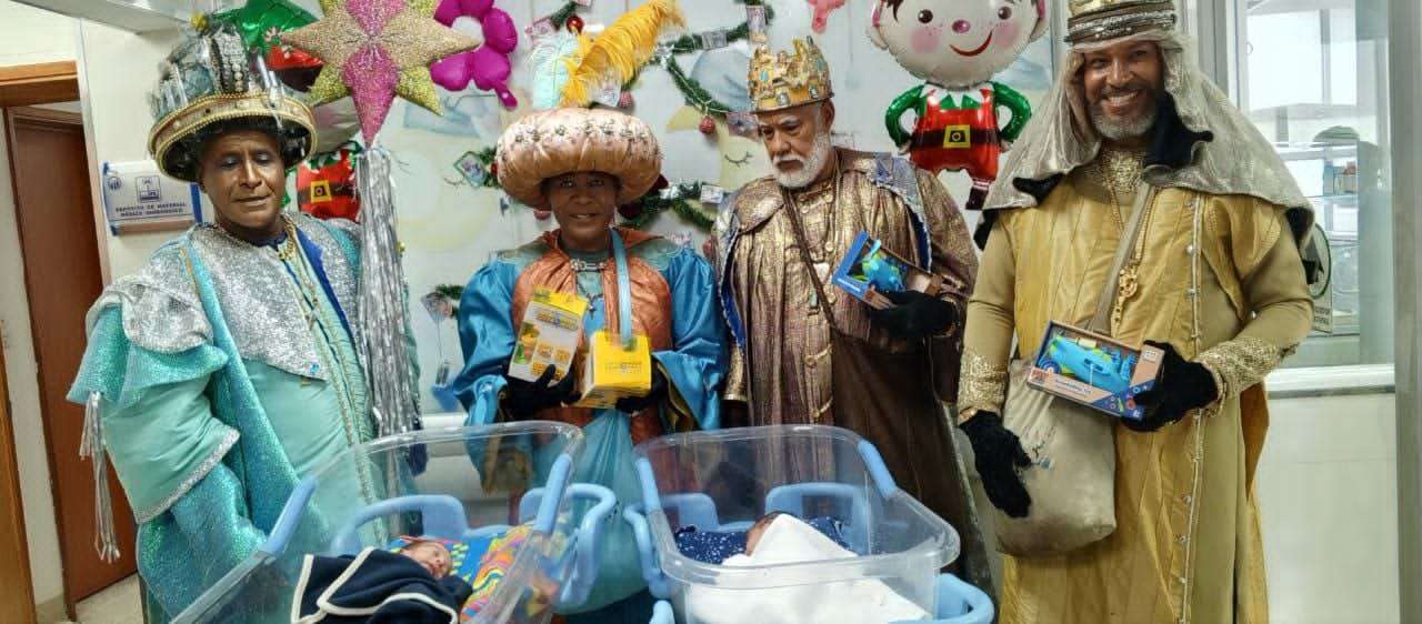Reyes Magos suspenden su cabalgata y visitan hospitales de La Guaira