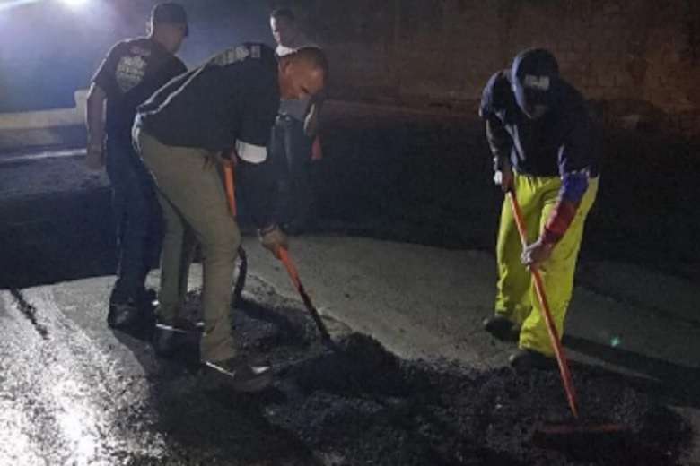 Colocadas 210 toneladas de asfalto en la vía principal de El Junquito