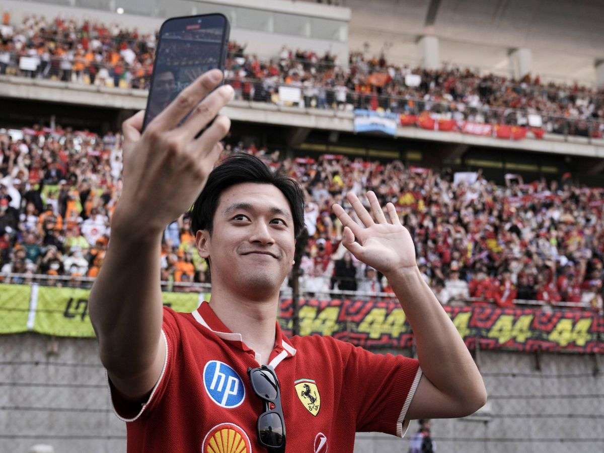 Cadillac contrata a Zhou Guanyu como piloto de reserva