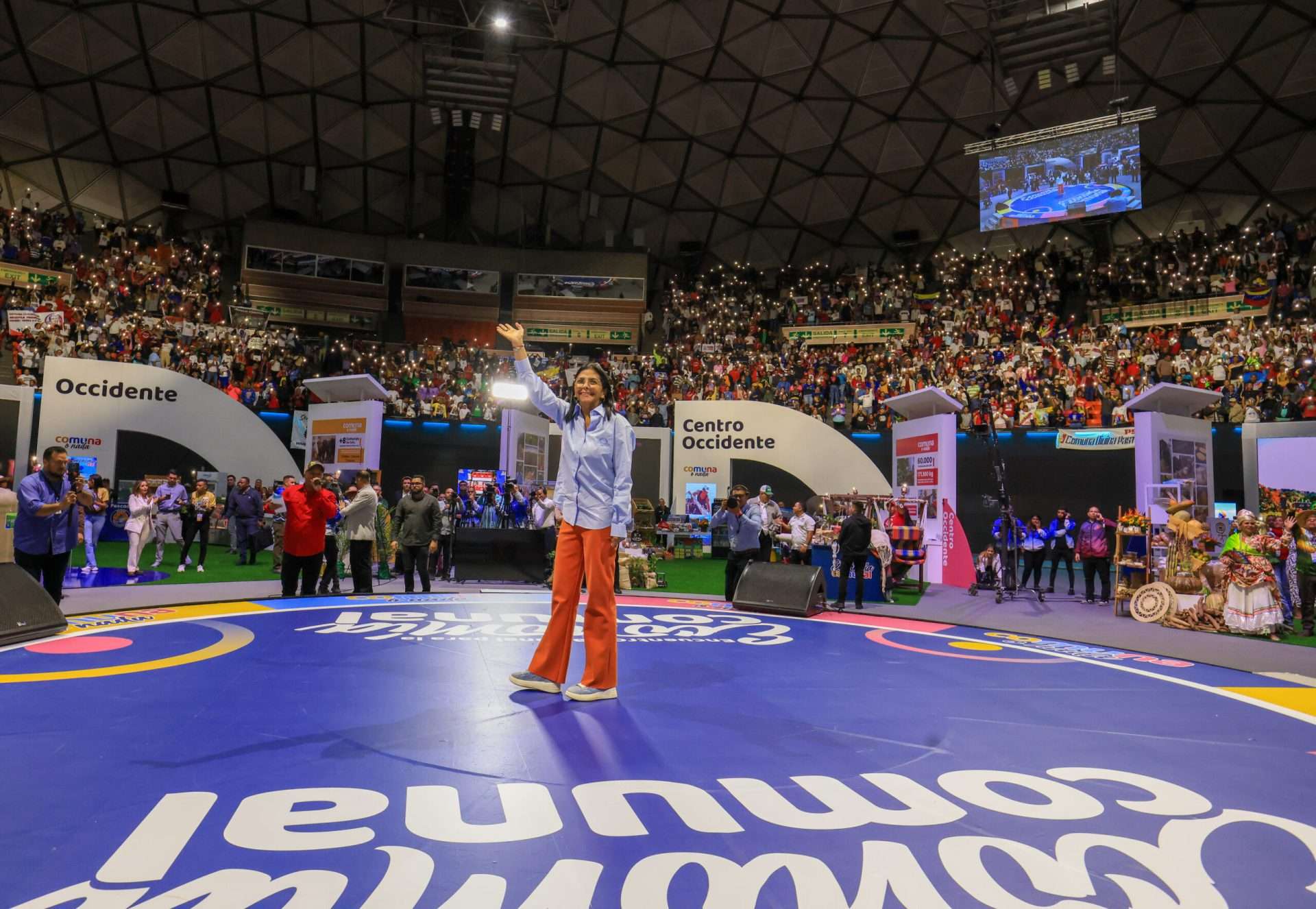 Delcy Rodríguez: la economía comunal es el modelo campeón contra el bloqueo