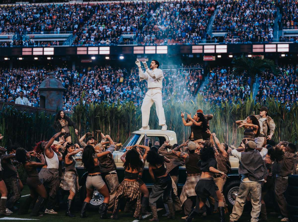 Rosalía, Lady Gaga y Residente, entre otros, elogian a Bad Bunny