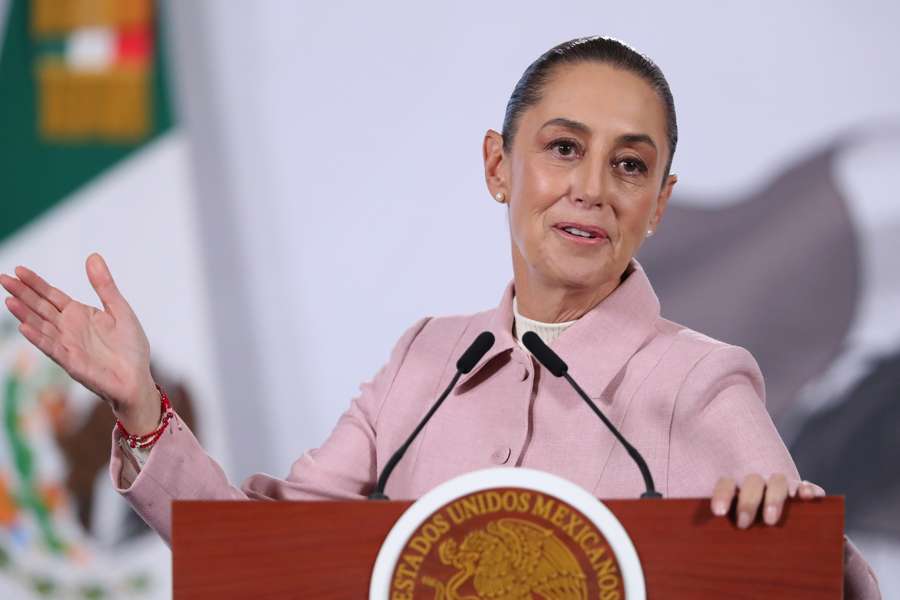 Sheinbaum ofrece puente aéreo si lo pide Cuba