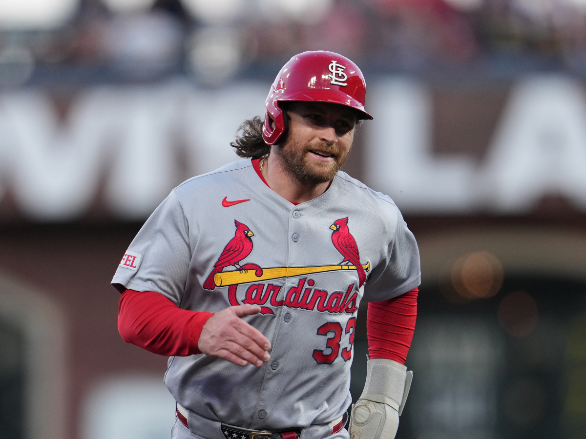 Marineros buscarán a Brendan Donovan en triple cambio