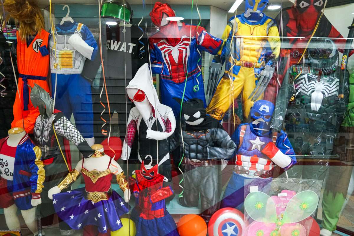 Prohibido exigir aportes económicos escolares y disfraces costosos para carnavales