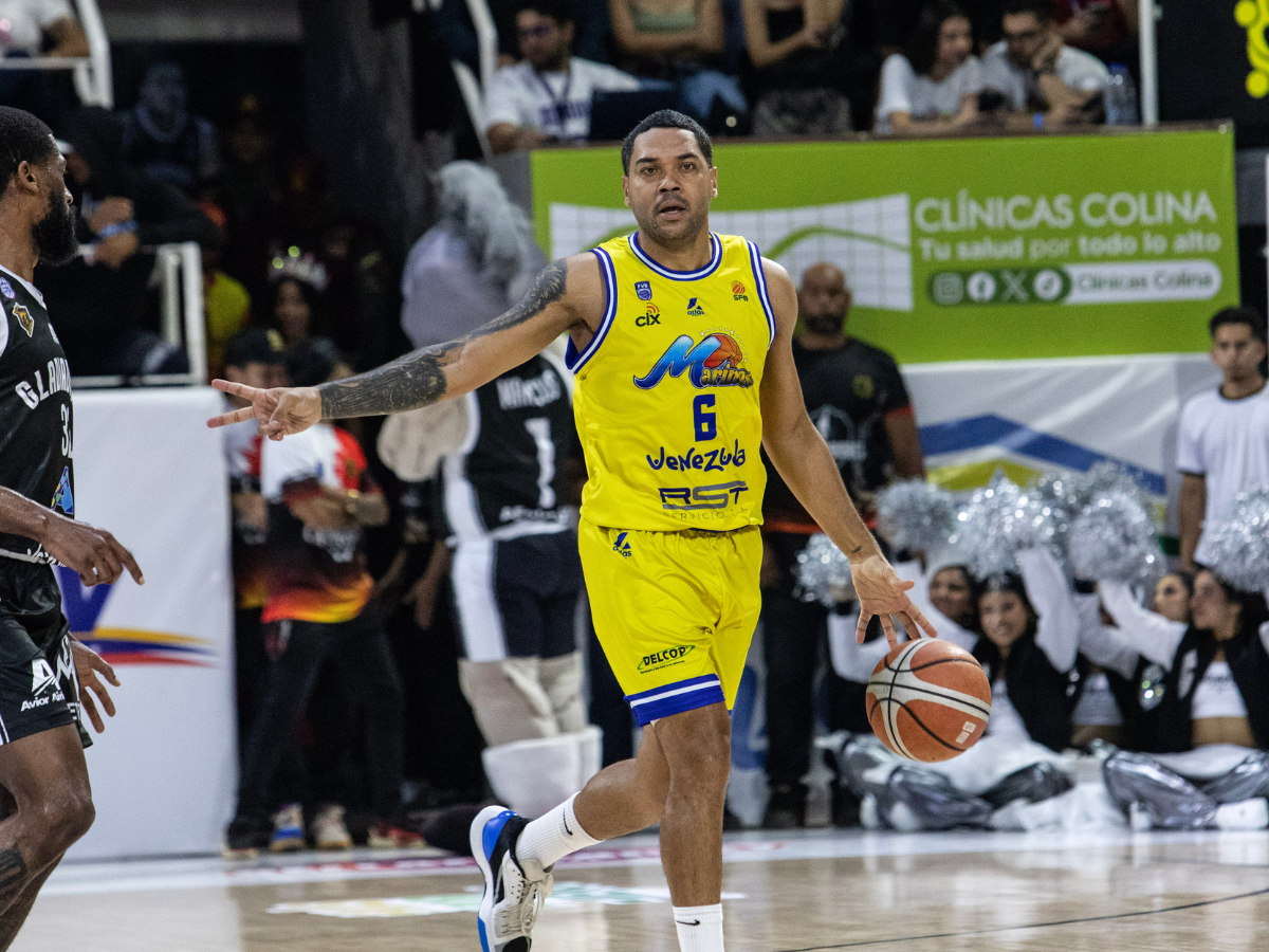 Elvis Báez llega para fortalecer la rotación de Cocodrilos