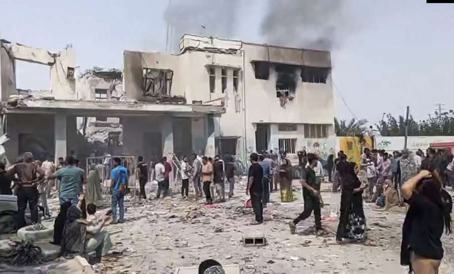 Ataque israelí contra una escuela deja 60 alumnas muertas en Irán