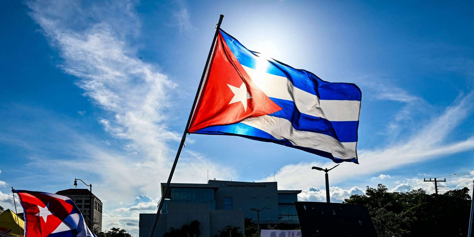 Movimientos sociales españoles llaman a respaldar a Cuba