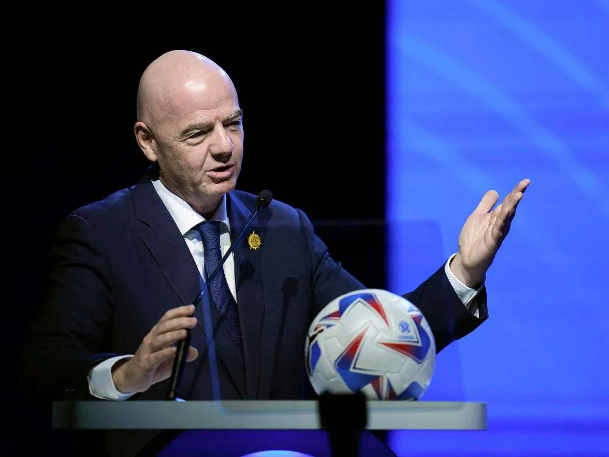 Infantino confía en que México será sede del Mundial 2026