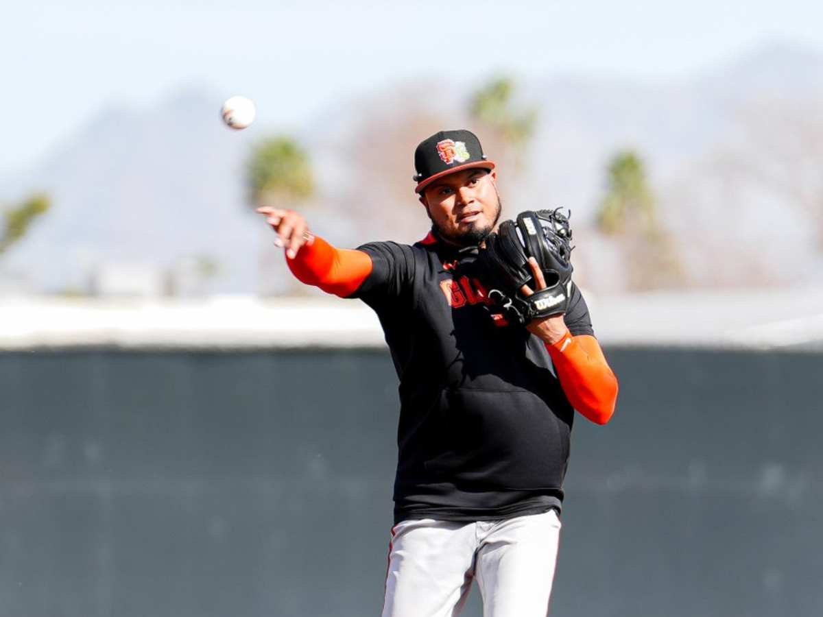 Arráez se pone a tono para ser el camarero de los Gigantes
