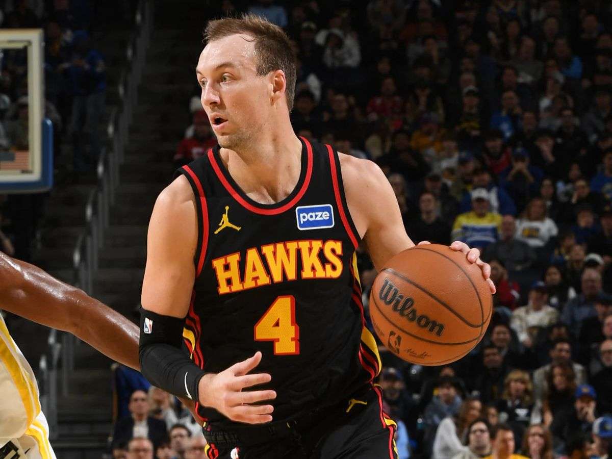Lakers adquieren a Luke Kennard desde los Hawks