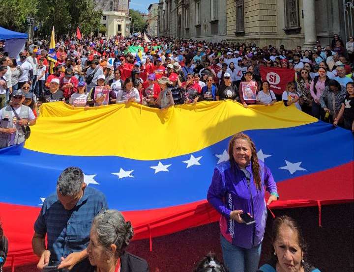 Con marchas y actos públicos regiones conmemoraron el 4F