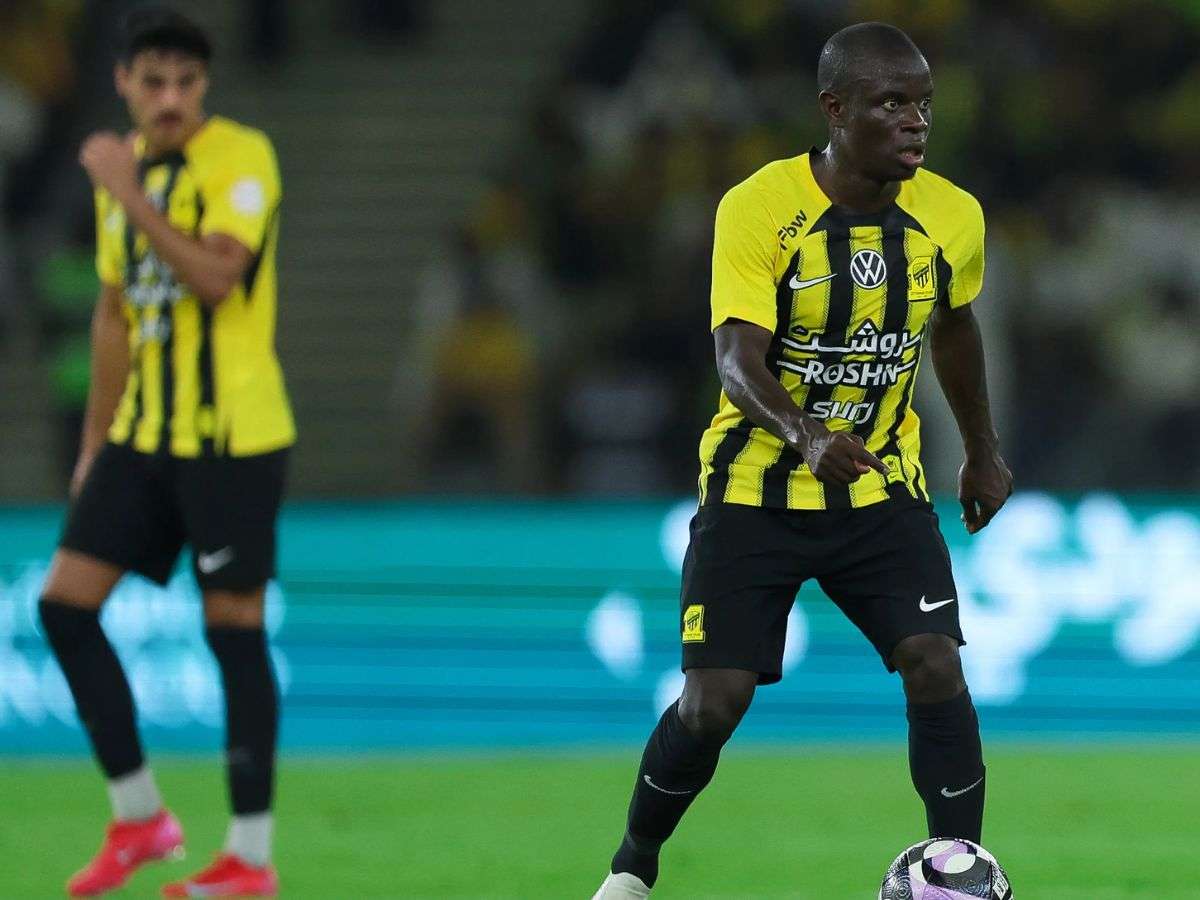Fenerbahçe acusa al Al-Ittihad por fracaso con Kanté