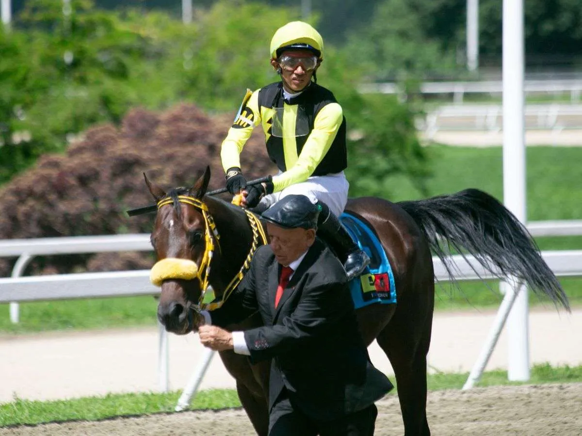 Aprendiz Oliver Medina con 8 compromisos este domingo