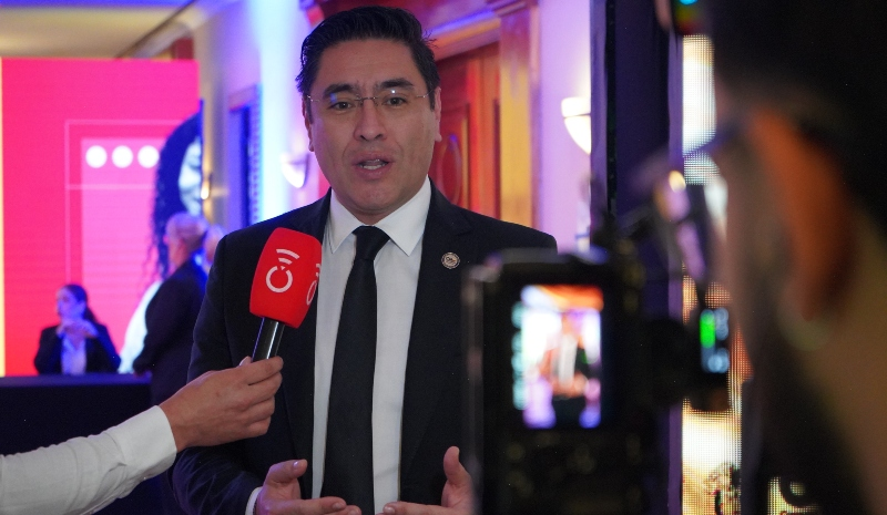 Colombianos en Venezuela conocen plataforma de postulación y acreditación del CNE
