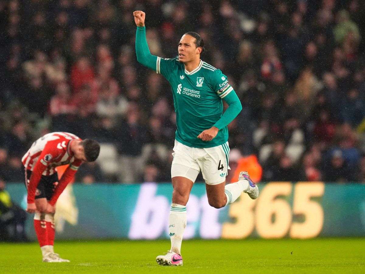 Van Dijk quiere que Konaté siga en el Liverpool