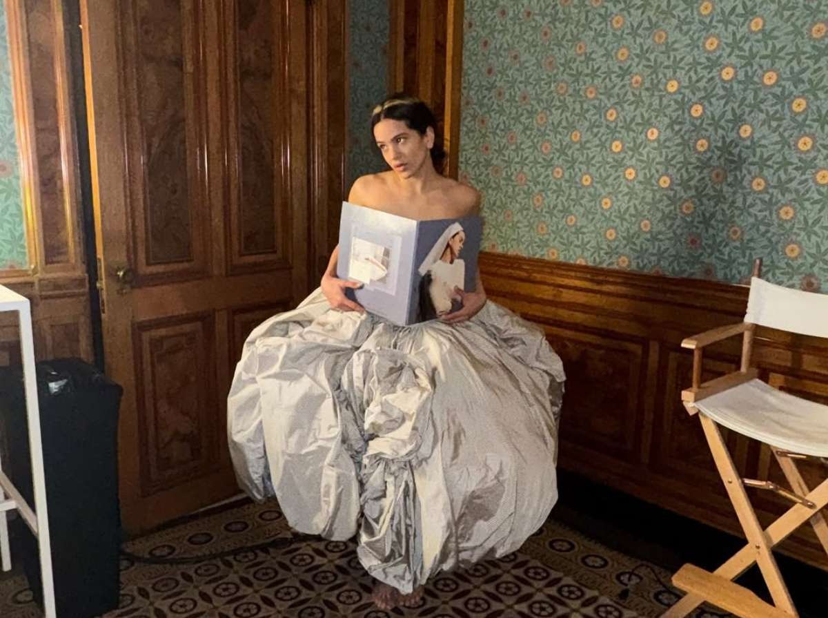 Rosalía estrena el videoclip de 'Sauvignon Blanc'