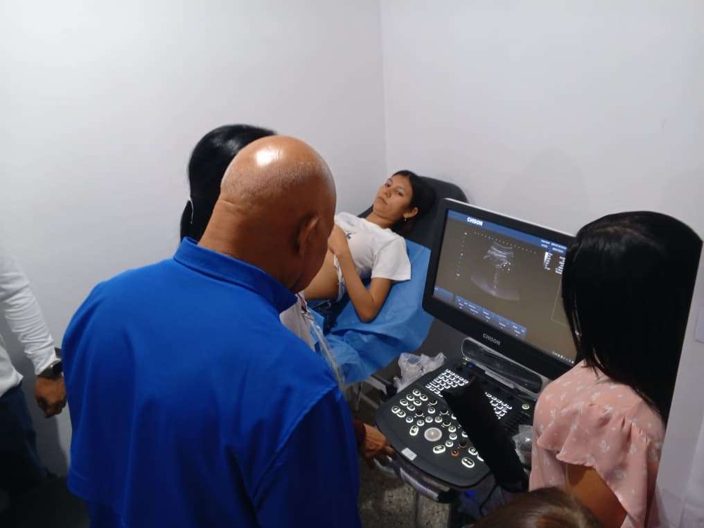 Entregaron ecógrafo para fortalecer salud femenina en Lara
