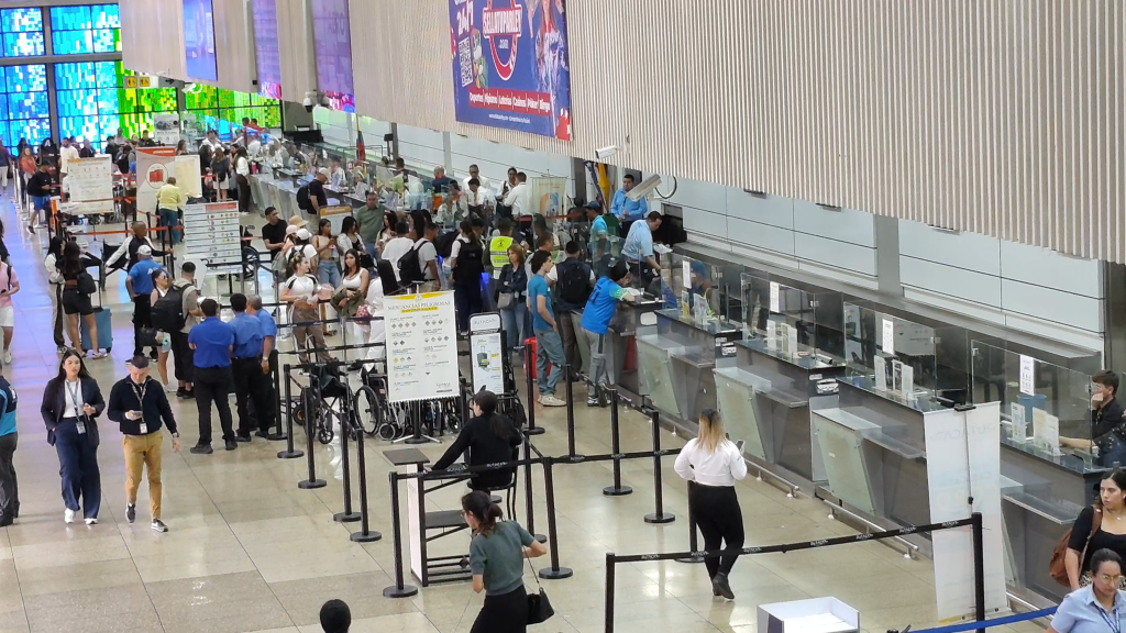 Alta demanda de vuelos impulsa movilización en Maiquetía en Semana Santa