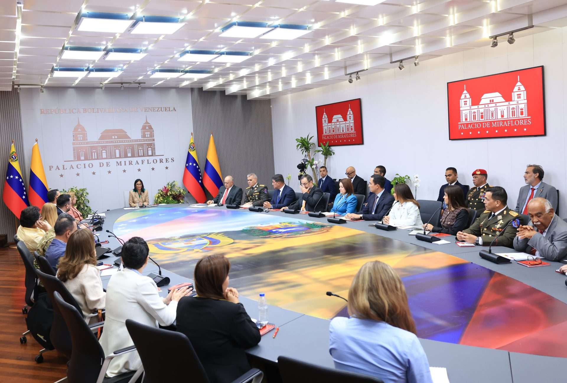 Venezuela inició exportación de gas licuado a Colombia