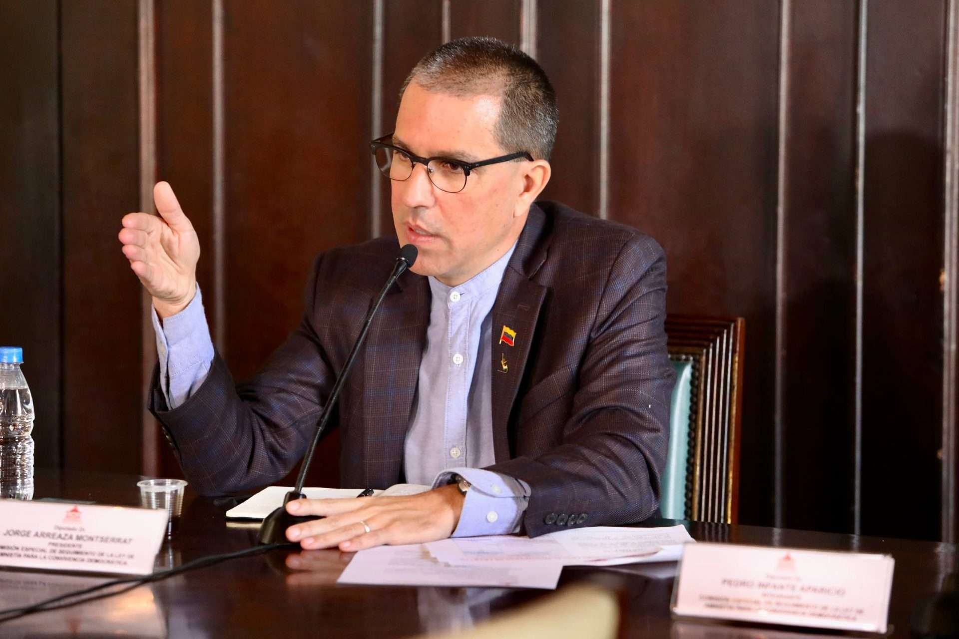 Jorge Arreaza cuestionó parcialidad de Volker Türk