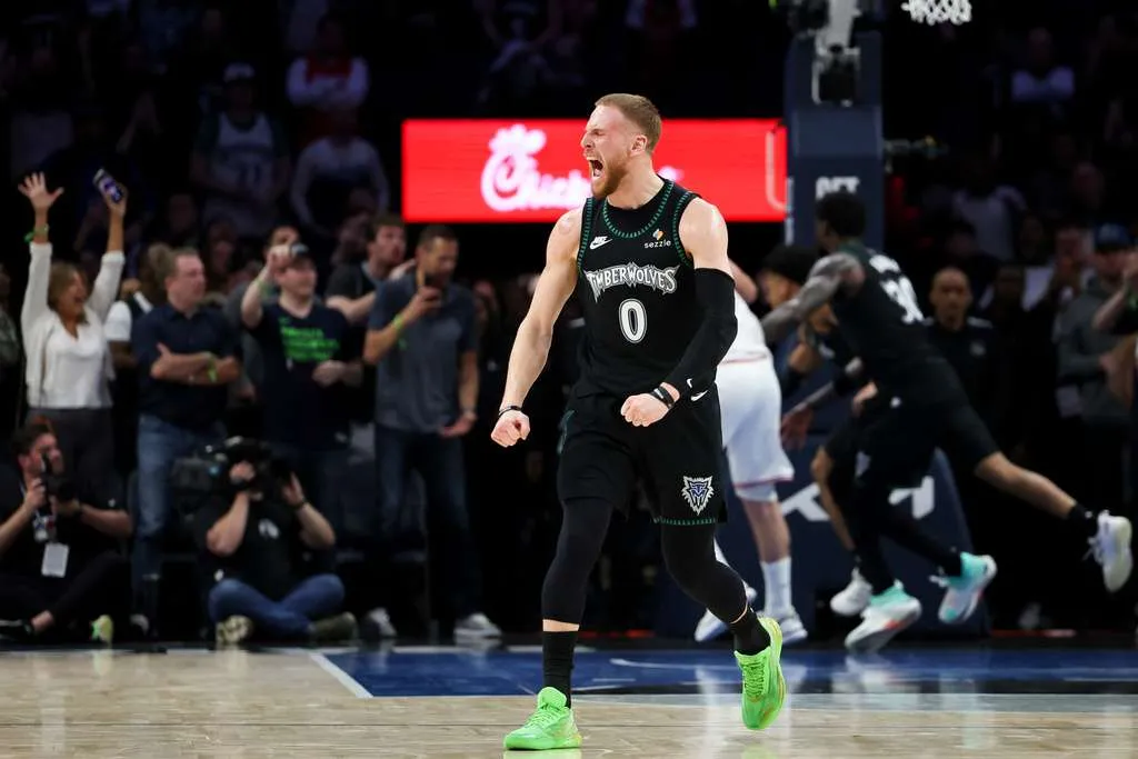 Minnesota superó a Houston en tiempo extra