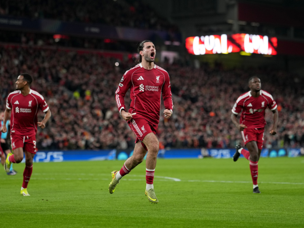 El Liverpool goleó para meterse en Cuartos