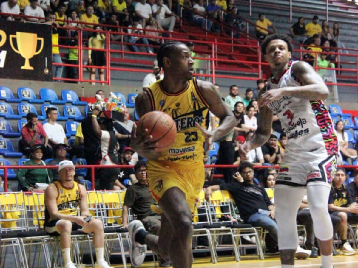Gaiteros sigue invicto en el inicio de la SPB