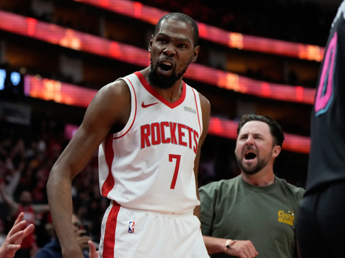 Kevin Durant superó a Michael Jordan