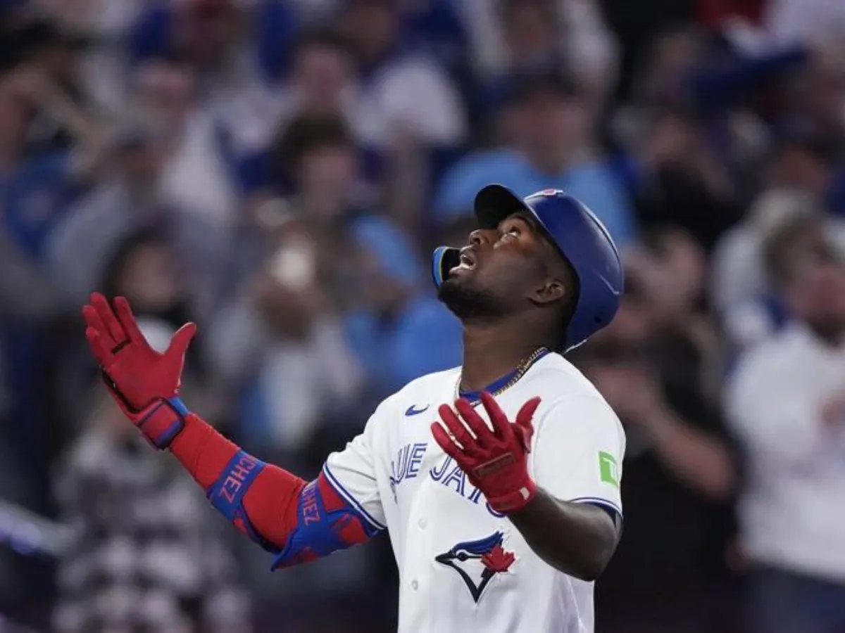 Toronto pasó la escoba - Líder en deportes