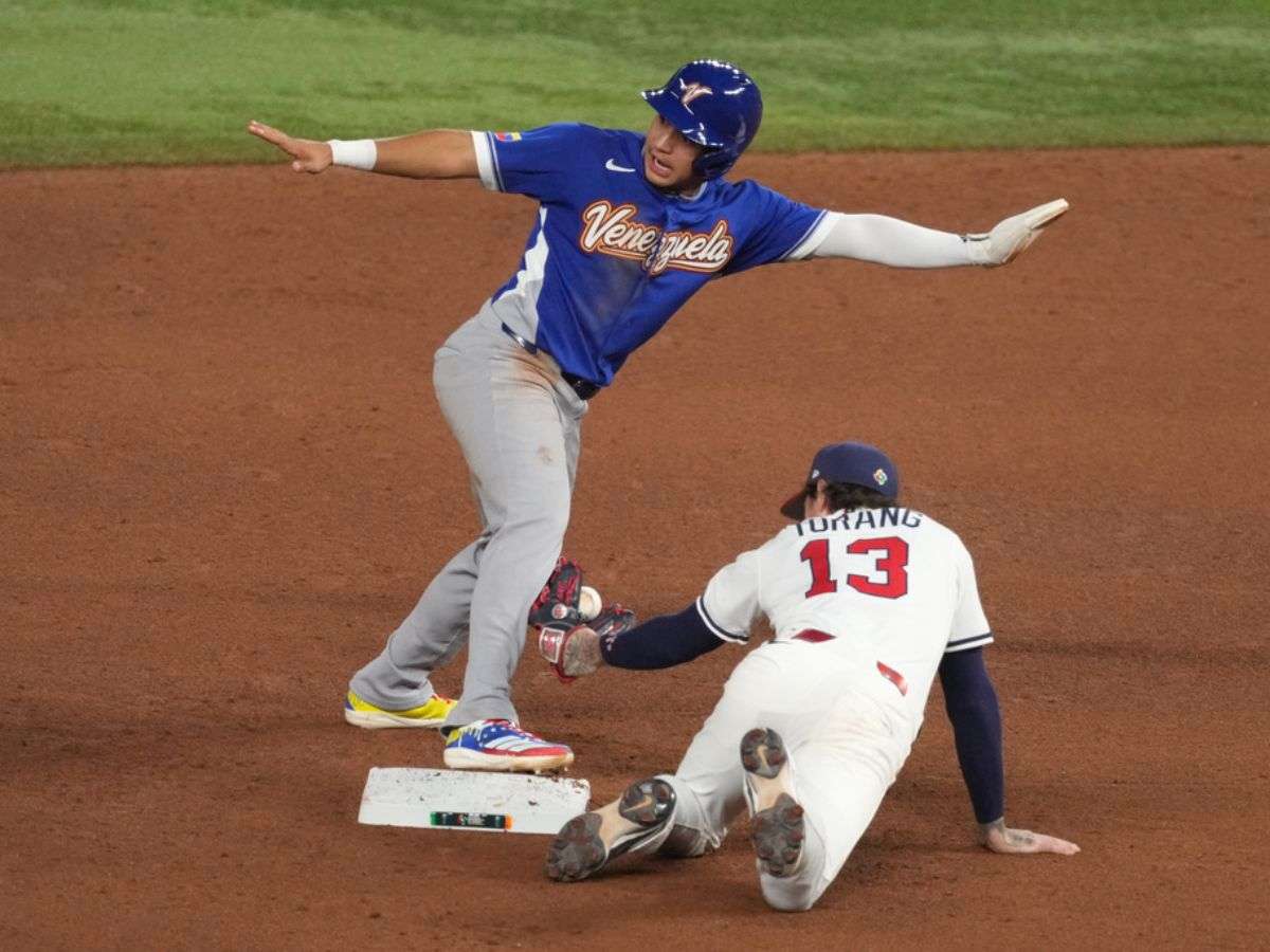 Sanoja, un robo de base para la historia