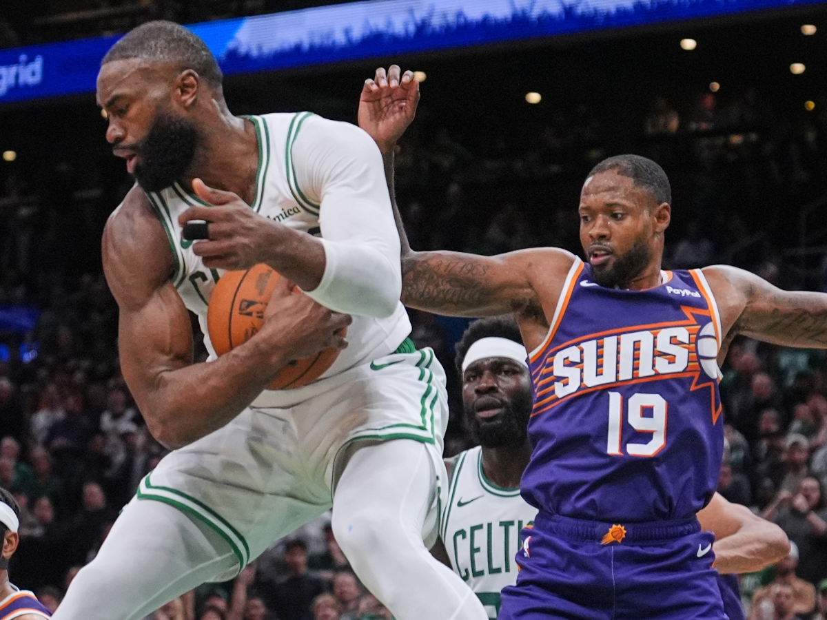 Jaylen Brown brilla y Boston somete a Phoenix
