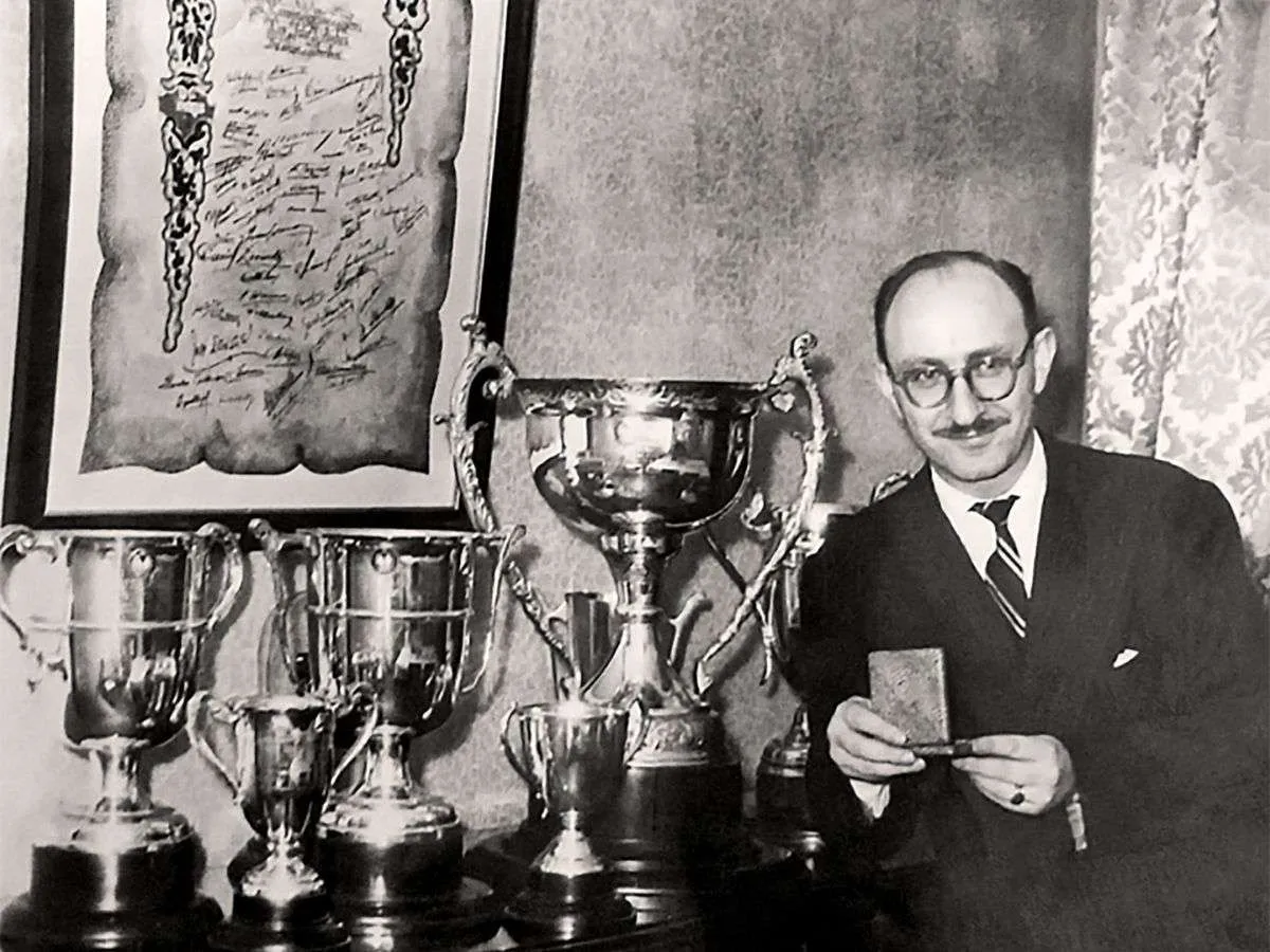 Homenaje al GM Julio Bolbochán