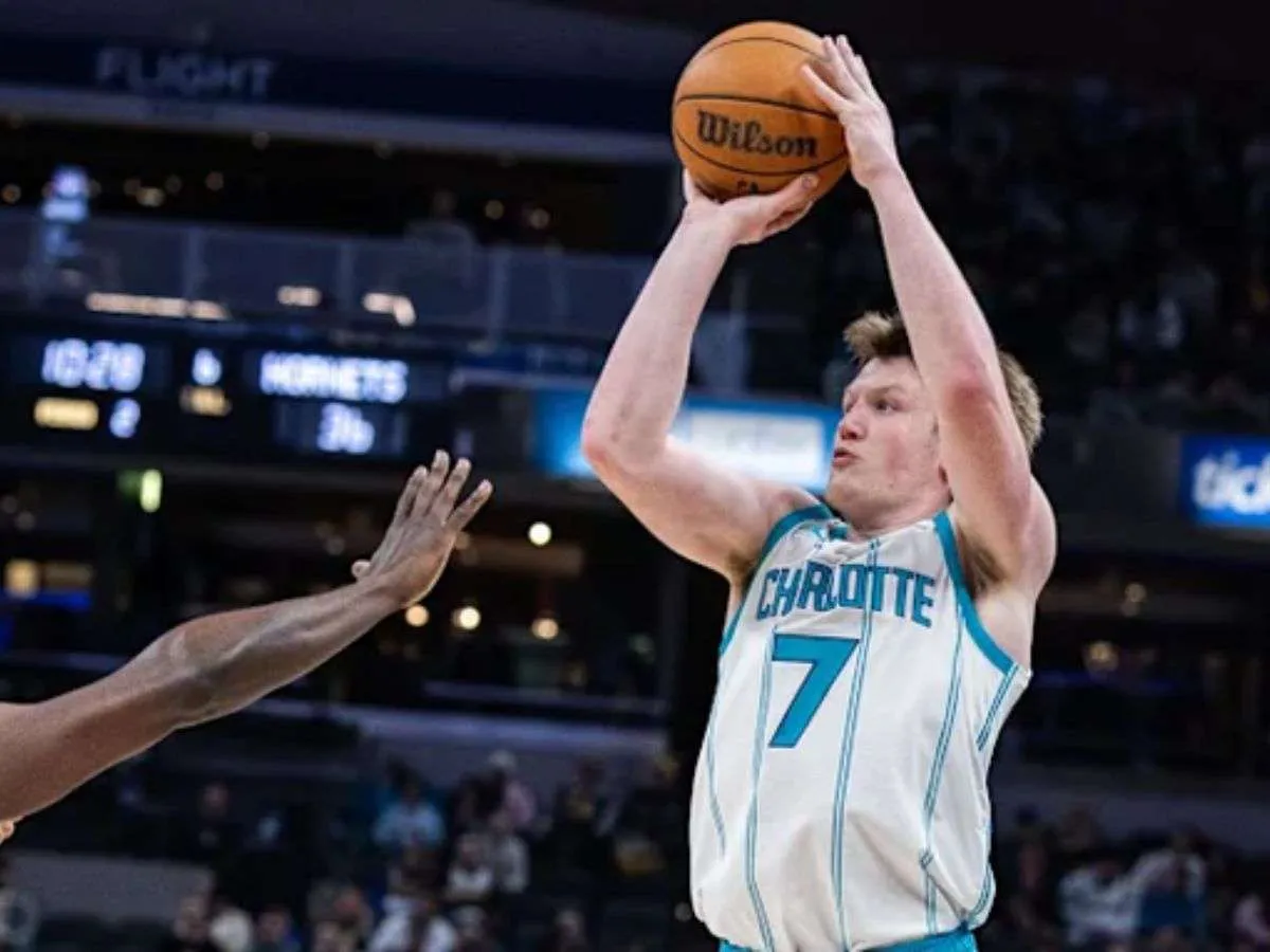Kon Knueppel en juego perfecto ante Knicks