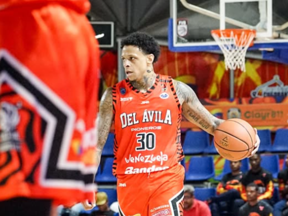 Brevin Galloway no soltó el acelarador con Pioneros