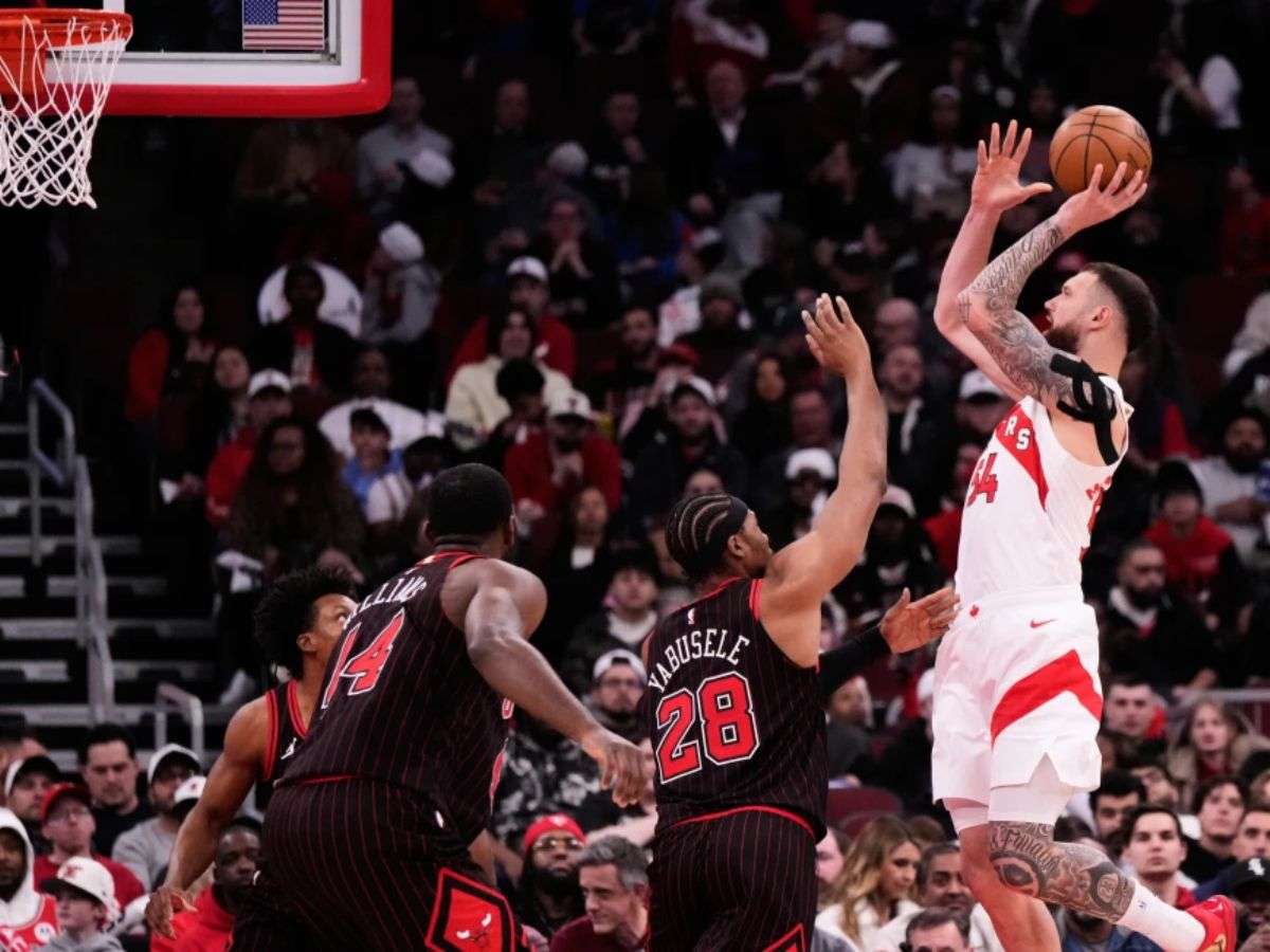 Los Raptors aplastan a Chicago Bulls