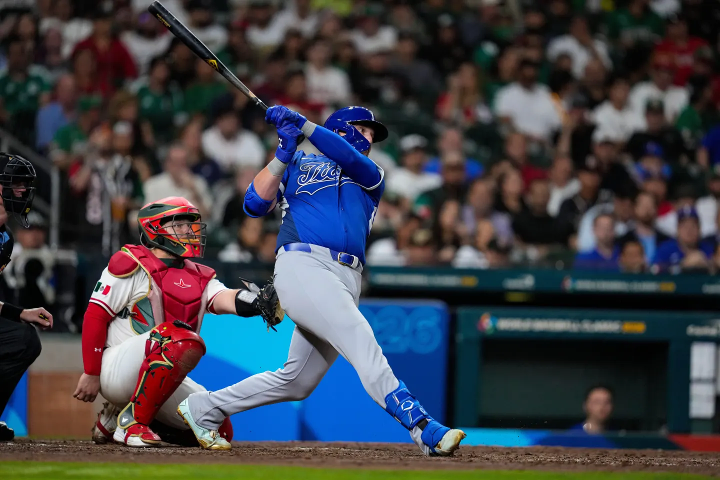 Italia lució poder y termina invicta eliminando a México