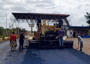 Continúa rehabilitación en la vía Tucupido-Zaraza