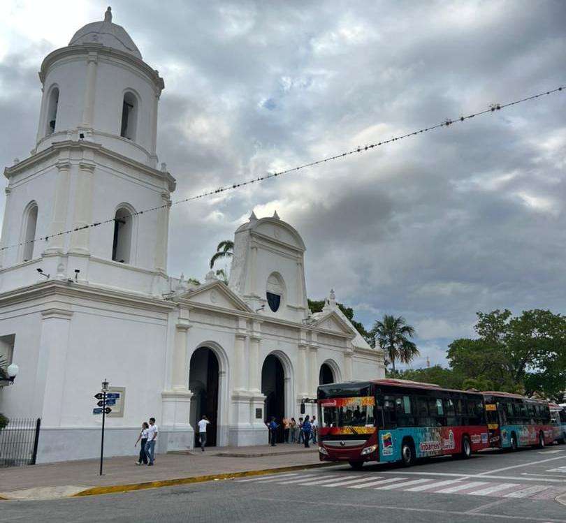 Familias barquisimetanas recorren unidas los siete templos 