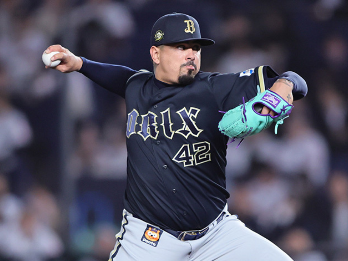 Andrés Machado sigue perfecto en rescates en Japón