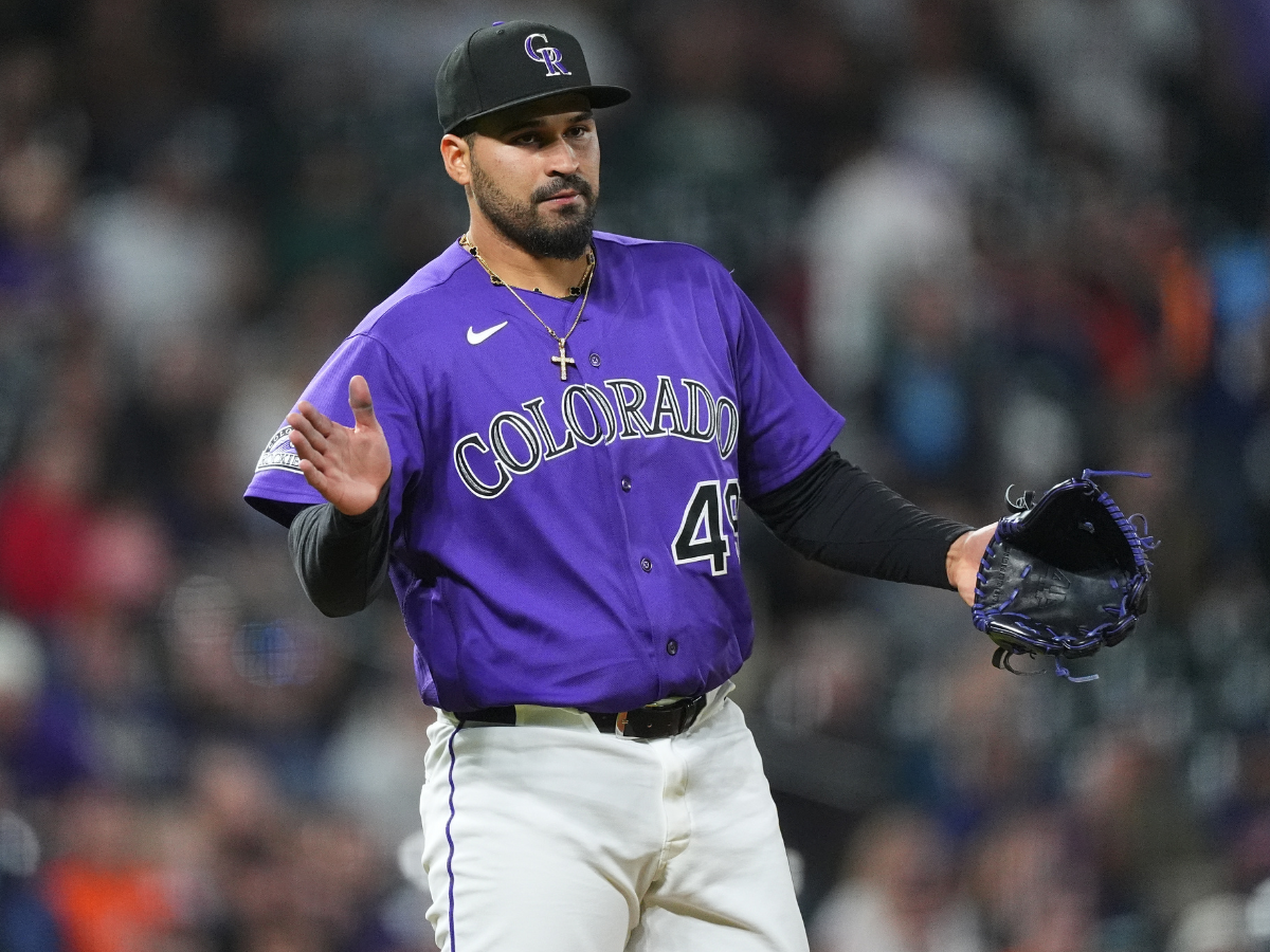 Senzatela se apuntó el primer juego salvado de su carrera