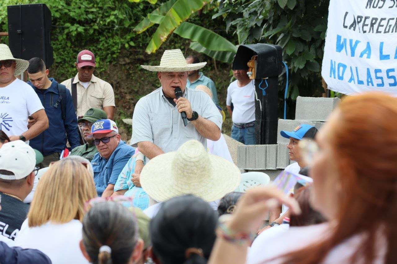 Cabello: con el levantamiento de las sanciones los recursos llegan al pueblo