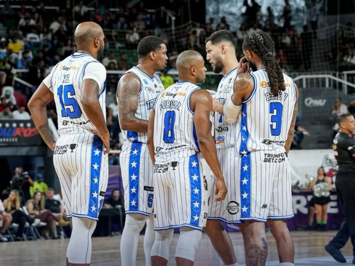 Trotamundos apaleó a Piratas y puso un pie en postemporada